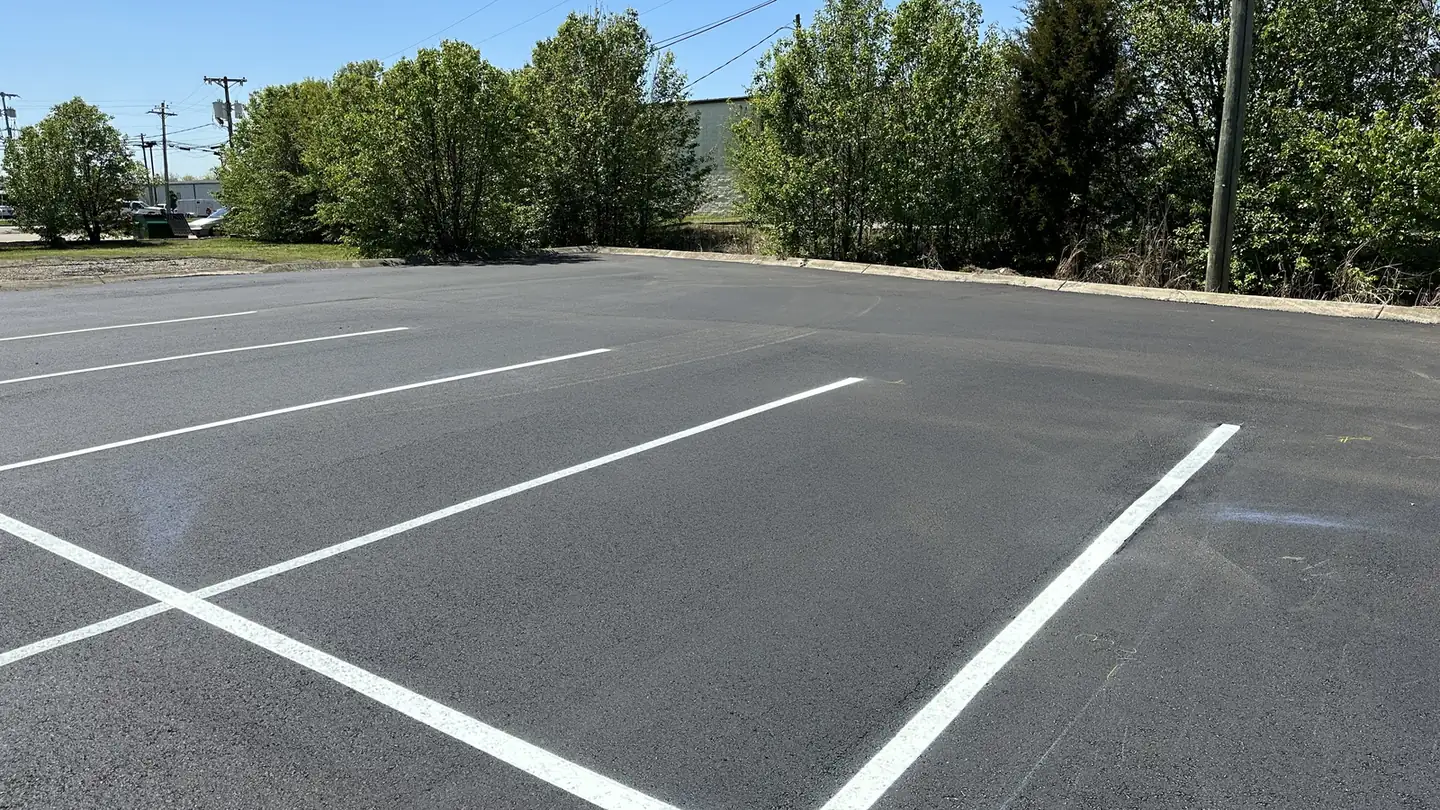 Asphalt paving contractor in Gallatin, TN