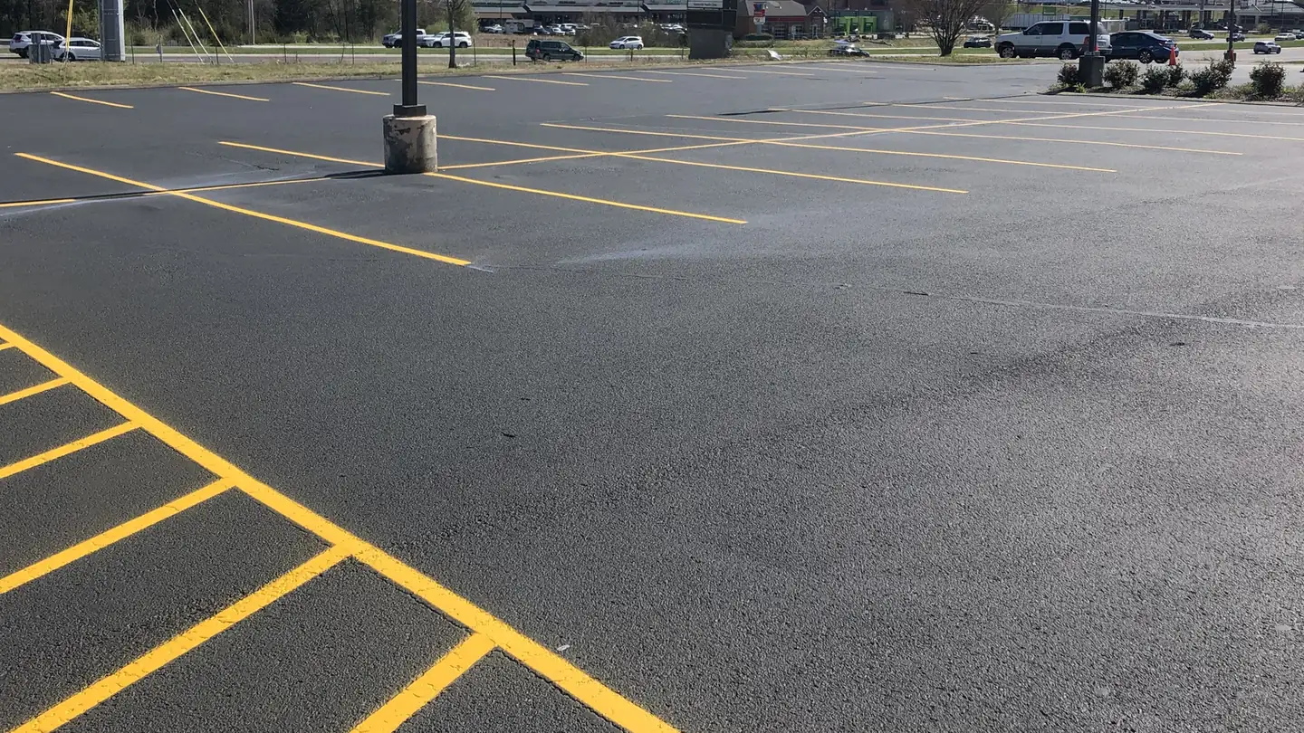 Asphalt paving contractor in Mount Juliet, TN